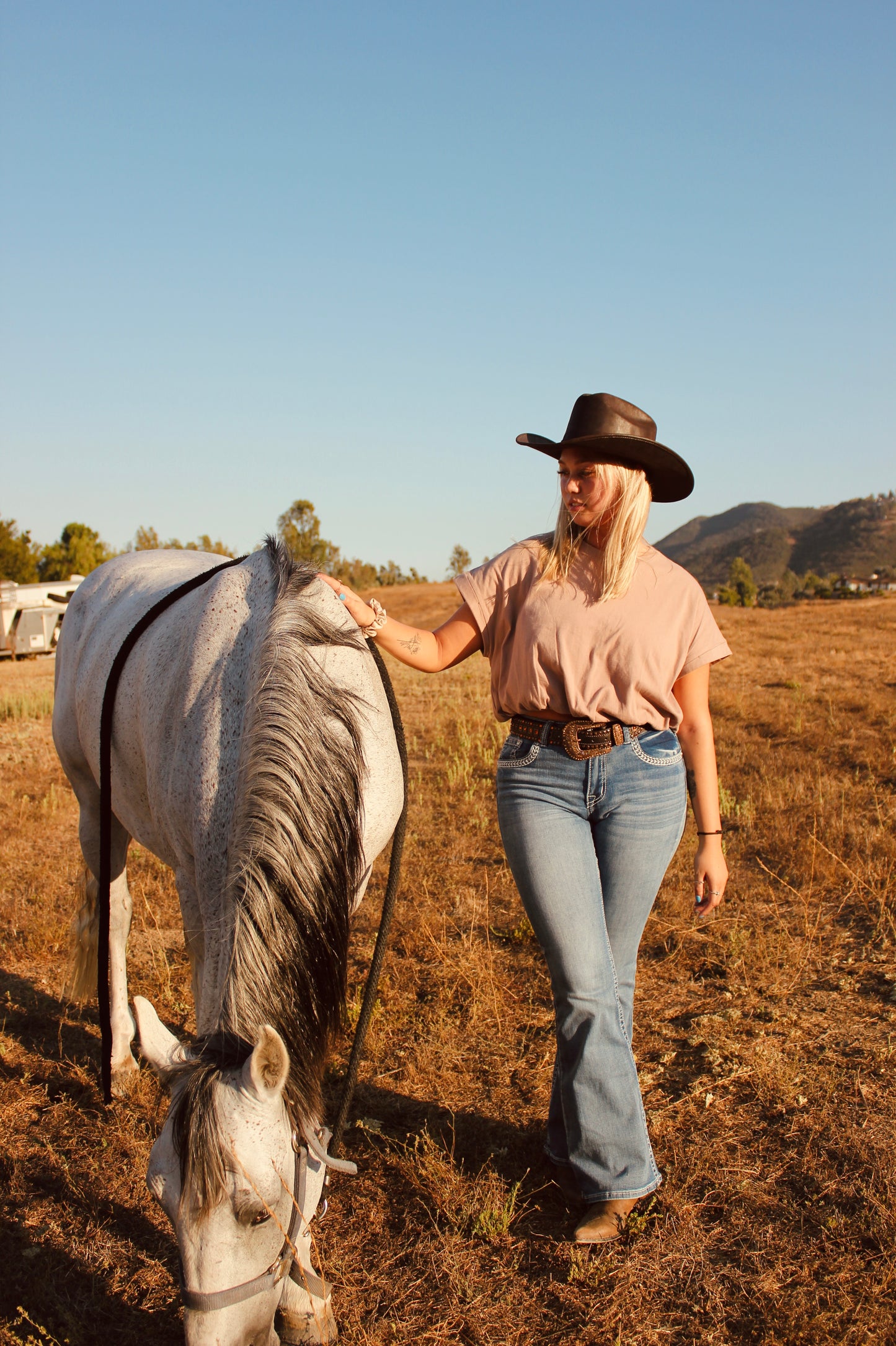 Flair Embroidered Jeans